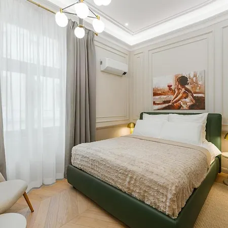 Charming Classic In Center Appartement