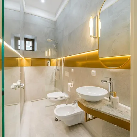 Charming Classic In Center Apartment Cluj-Napoca